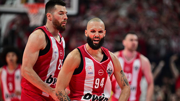 Ο Ολυμπιακός γίνεται πρωταθλητής EuroLeague μετά την ήττα της Ρεάλ Μαδρίτης