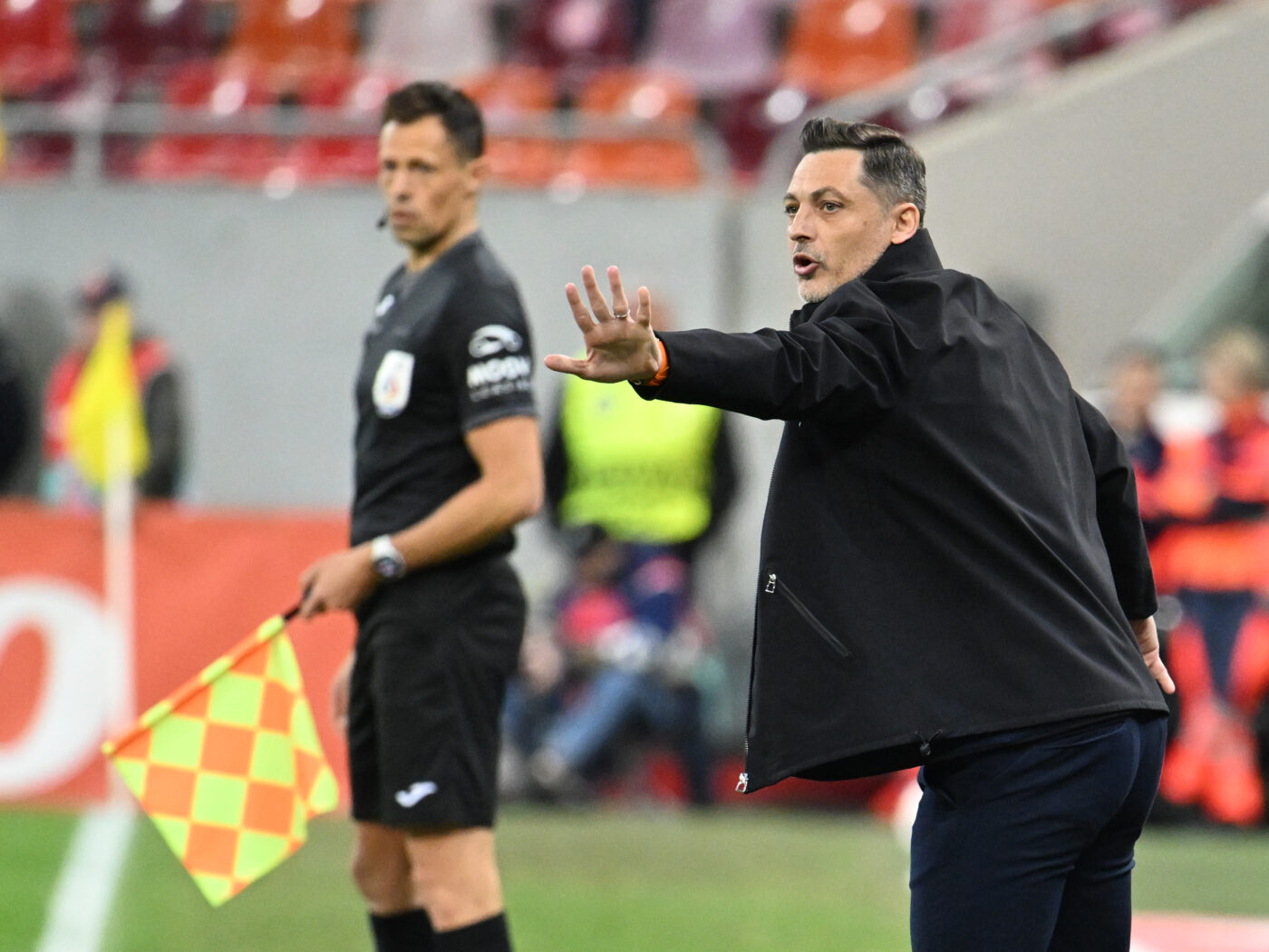ΤΙΤΛΟΣ: Ο Ραντόι αναταράζει το Γκαζιαντέπ: Ο Μελίχ Καμπασακάλ πηγαίνει στο Τραμπζονσπόρ