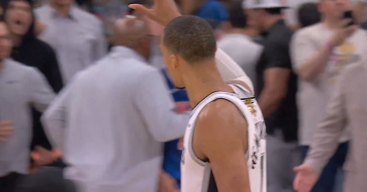 Knicks νικούν Spurs 105-104 στο θρίλερ του Game 2