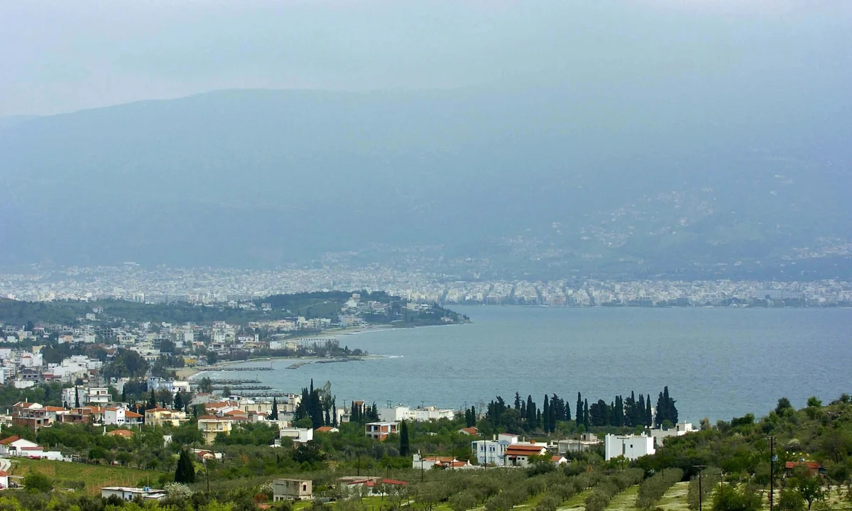 Μαζικές κατασχέσεις λογαριασμών στον Βόλο προκαλούν οικονομική ασφυξία στην τοπική αγορά