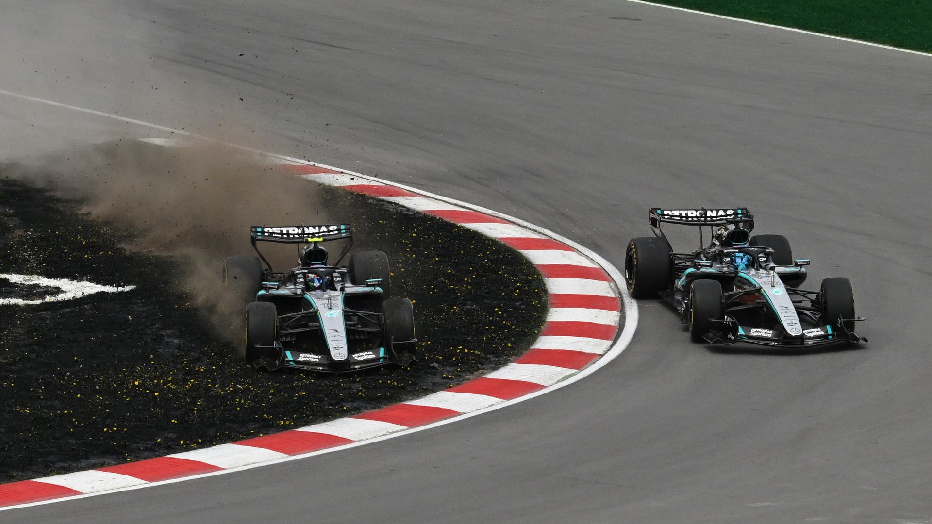Ο Ρουσελ επικρατεί στο Καναδικό Grand Prix Sprint με ηττηγορίες κατά του Αντόνελλη