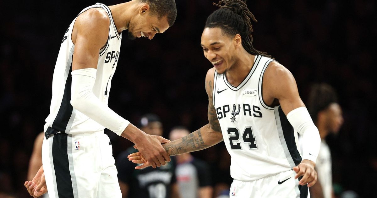 Οι San Antonio Spurs νίκησαν τους Minnesota Timberwolves στη μισή τελική της Δυτικής Συναντήσεως της NBA