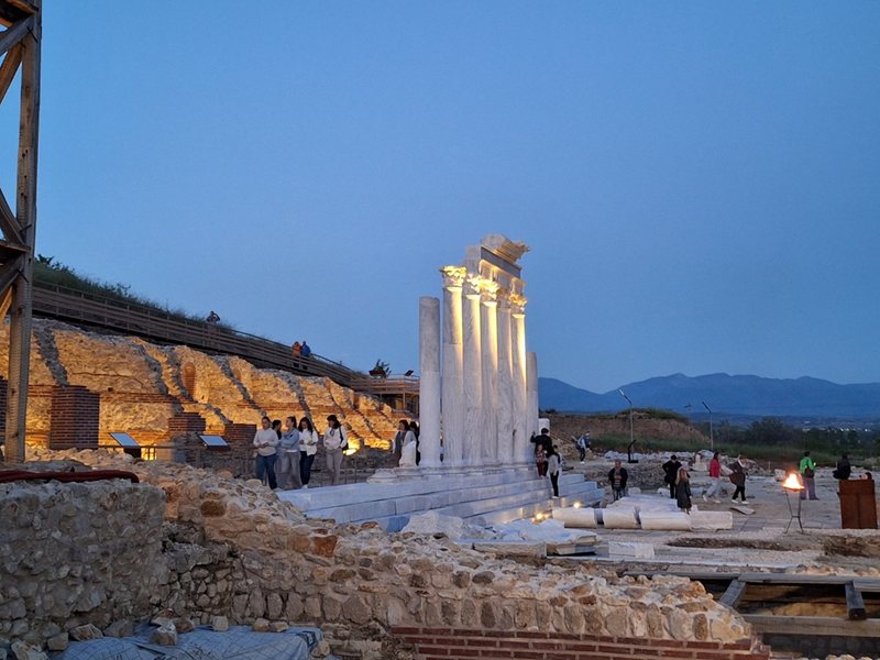Αρχαία Αντικείμενα της Ηράκλειας Σίντικα Περιστροφική Έκθεση στην Ευρώπη