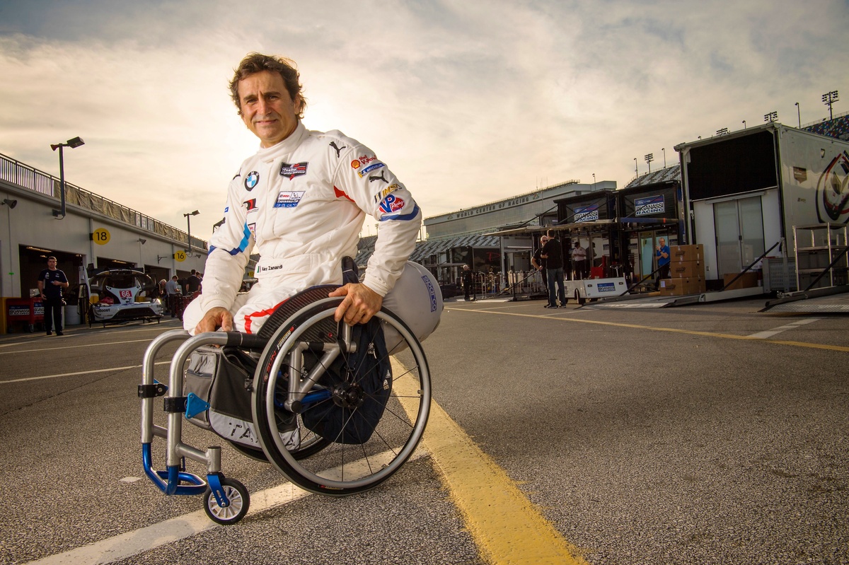Λεγενδαρικός Στιλίτης Alex Zanardi Παραταθήκα στη Ηλικία των 59 Ετών