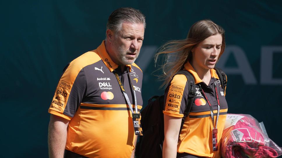 Ο Zak Brown συνεργάζεται με τον Meekins για τον κριτικό τους προς την Lambie