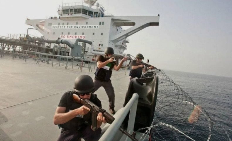 Ελληνική Εταιρεία Υποστηρίζει Άρματους Φρουρούς στα Σιτάλα