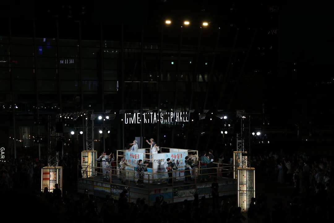 UFC 250 Αναδρομή: Πώς Μια Νύχτα στο Λας Βέγκας Επαναορίσισε τις Κατηγορίες Πάγου και Ελαφριού Βάρους