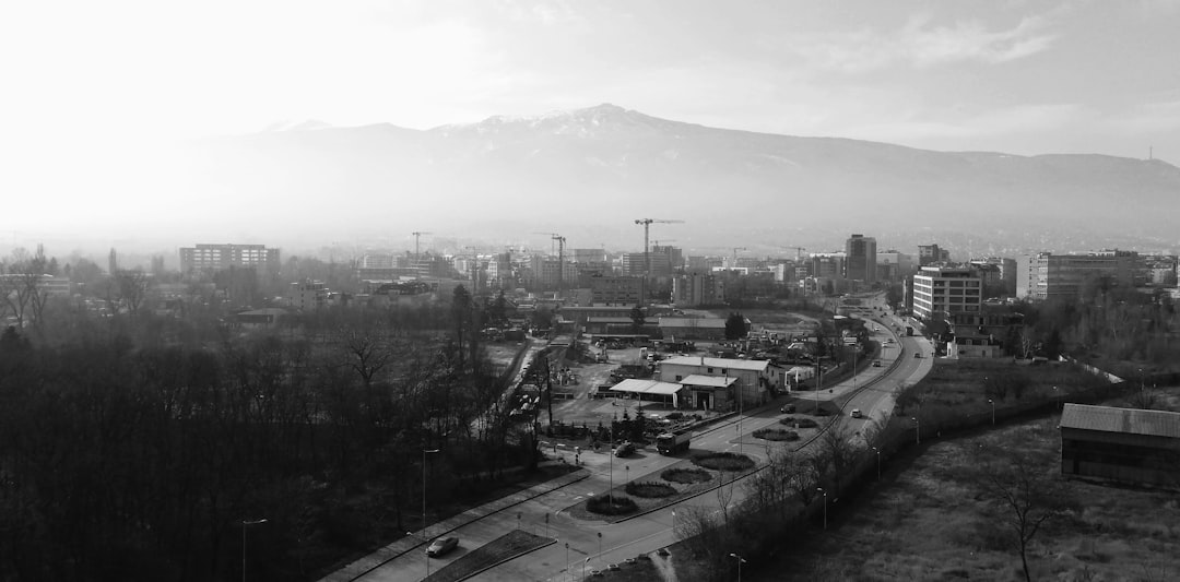 Ο Δήμαρχος του Σκοπιά επισκέπτεται τη Σόφια για συζητήσεις σχετικά με τη διασυνοριακή υποδομή και την περιφερειακή σταθερότητα