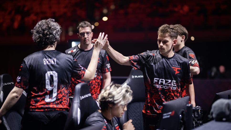 Το FaZe με χωρισμένο τον karrigan στα ημιτελικά μετά την καταιγίδα στο Τέξας, η Τεάμη Τούρνει Επικράτησε το Astralis