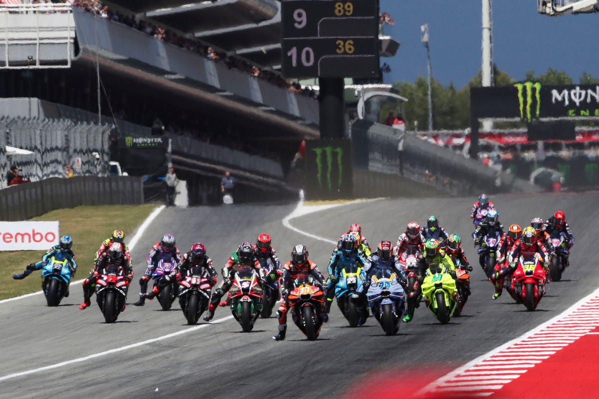 MotoGP Καταλωνιανή Μεγάλη Επιδοχή: Μαρκέζ νίκησε τον Ακόστα