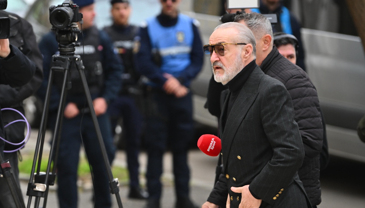Μπεκαλί: «Δεν χρειάζομαι εταίρο, έχω τα χρήματα»
