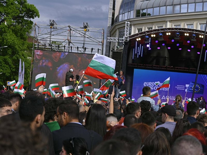 Σόφια χαίρεται για τη νίκη της Dara στο Eurovision με μεγάλη παράδοση