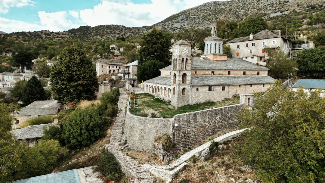 Ανασκαφή των τήματων του UNESCO: Μια περιήγηση στα Παγκόσμια Διαθηκή των Βαλκανίων