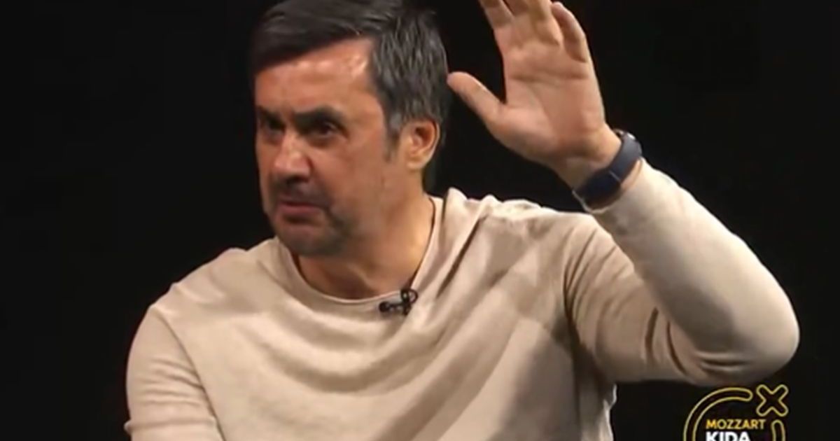 Μπογκκανοβίτς για τον παίκτη του Ρέντ Ζέουντστ Κρούνιτς που δεν παίζει πιο για τη Βόσνια και Ηέρτσεγκοβίνα