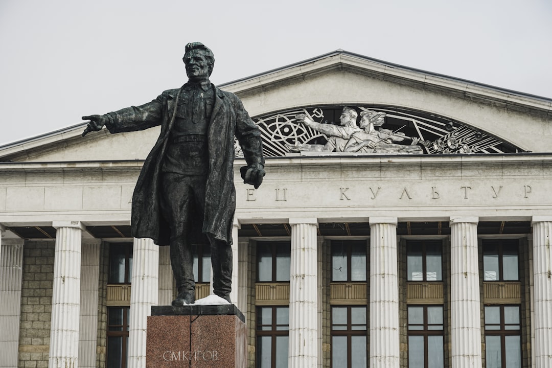 Ο Κριστιάν Γολουβόβιτς σοκάρ τη σερβική κοινή γνώμη με τη σοκαριστική του ομολογία για ιστοσελίδα ενηλίκων
