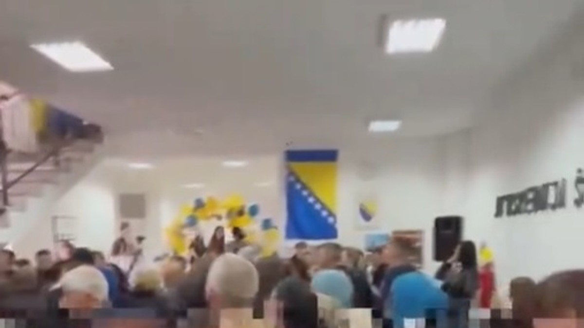 Σκάνδαλο στο Γυμνάσιο του Καζίν: Βίντεο αποδεικνύει δραματικό διαμάχη μεταξύ μητέρων