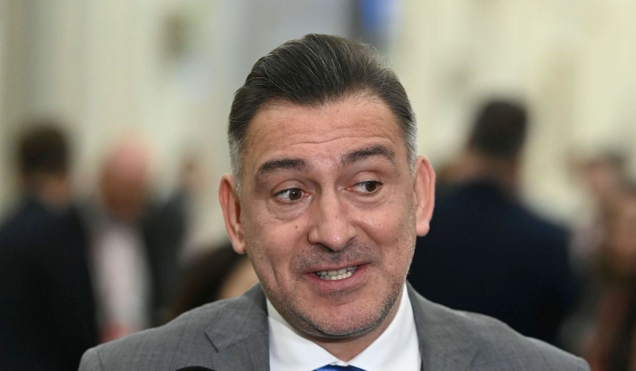 Ο Πομπίλιος Ποπέσκου κρίνει τον Ιλίε Δούμιτρεσκου για τη θέση του στο FRF