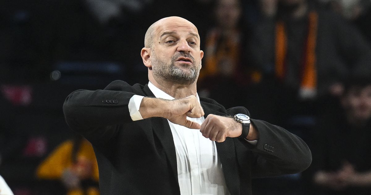 Ο Ζβεσνταν Μιτροβίτς υποστηρίζει τις λέξεις του μετά τον διαμάχο με τη Κόκκινη Αστέρα