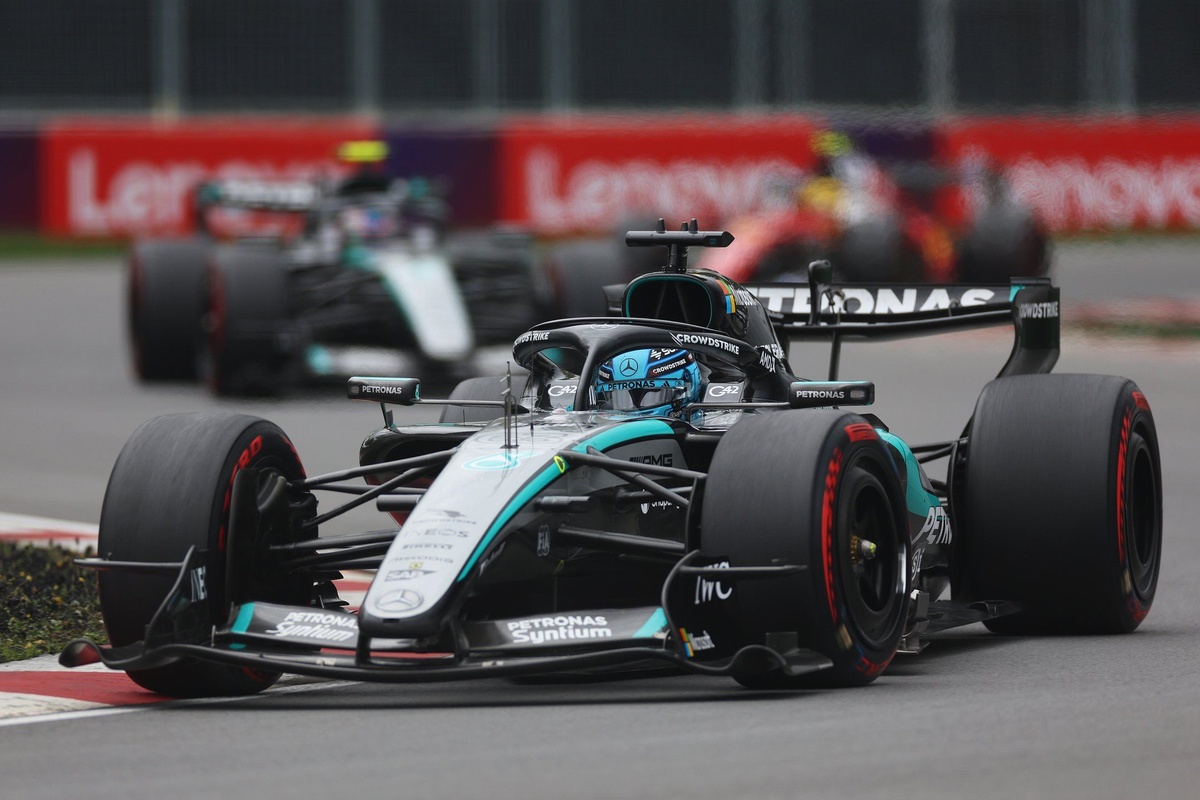 Ο Ράσελ επιβραβεύει τους κανονισμούς της F1 μετά από επική μάχη με τον Αντονέλι στον Καναδά