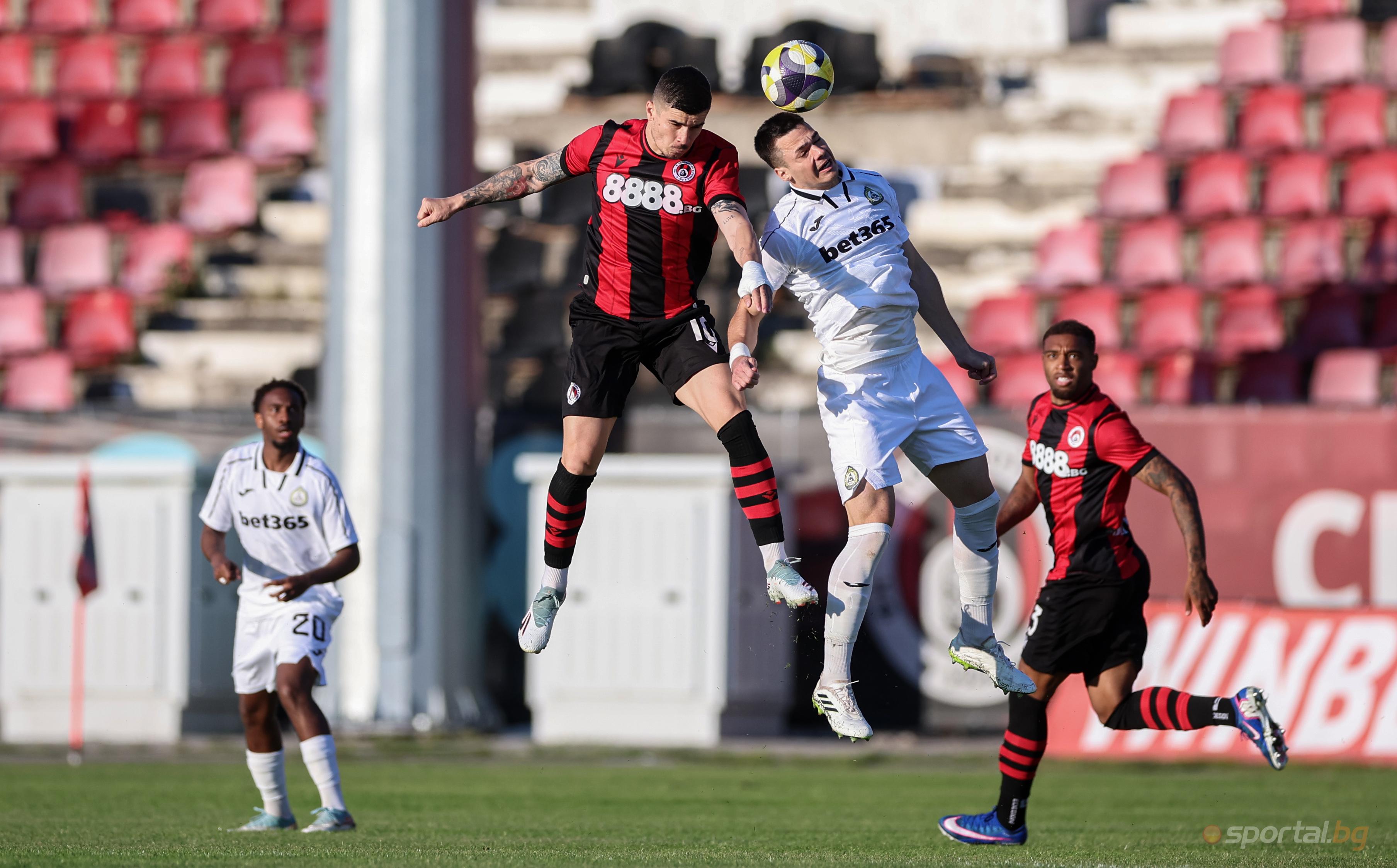 Λοκομοτίβ Σόφια νίκησε το Σλαβία με 1-0