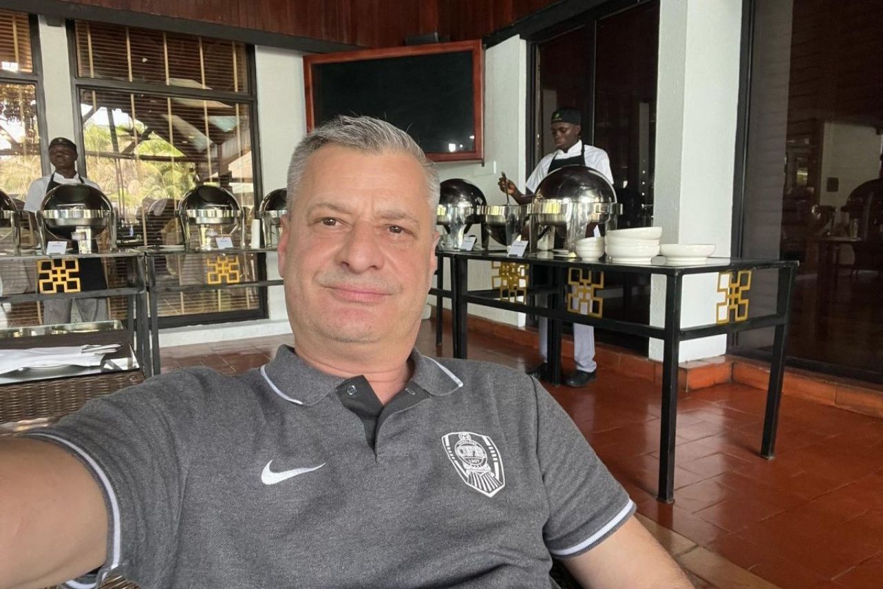 Διευθυντής του CFR Cluj δικαίωσε επί του πέδου μετά από την επίθεση στον τρένορο Δανιέλ Πανκού