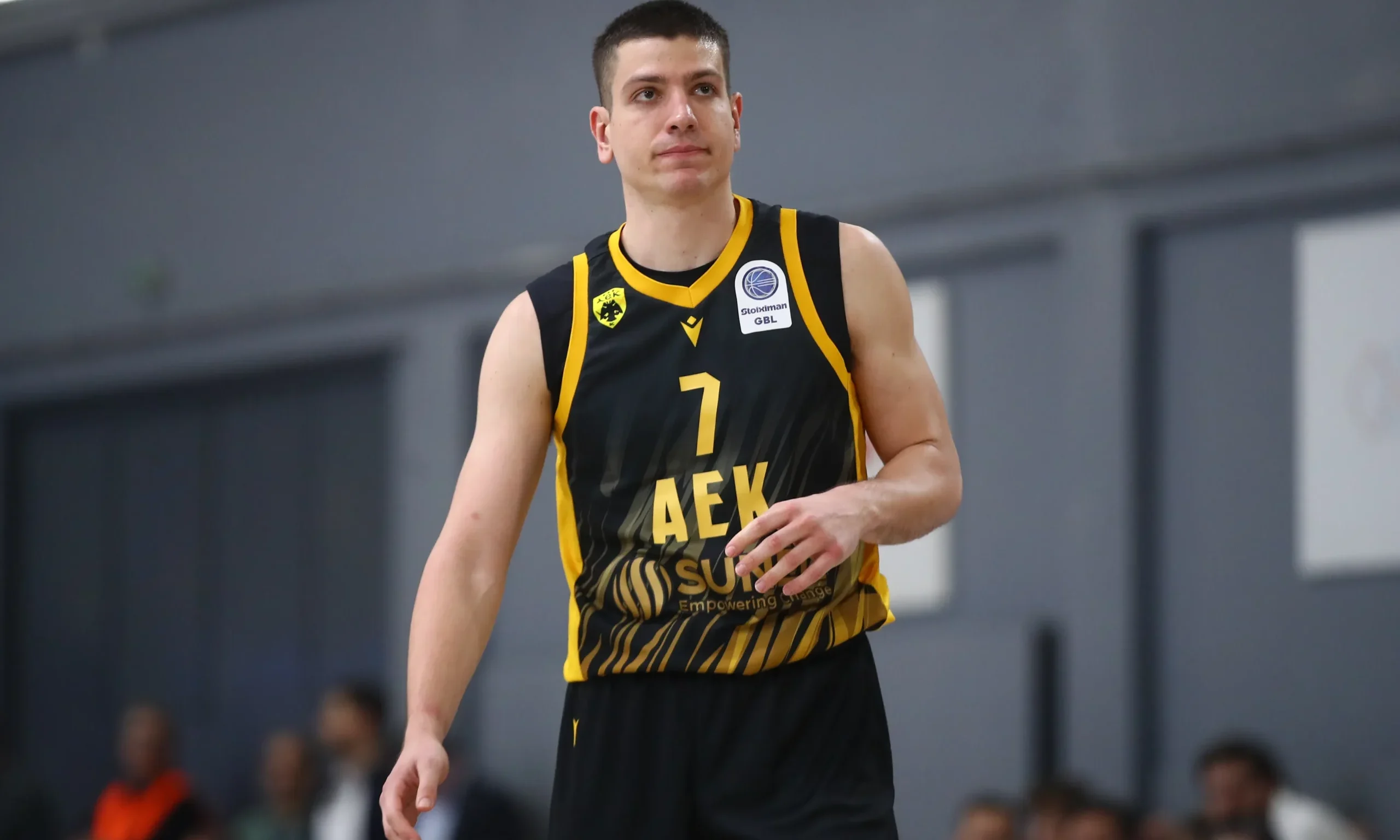 Ο Φλιώνης στη 12άδα του ΑΕΚ για το Game 2 μετά τον θάνατο του πατέρα του