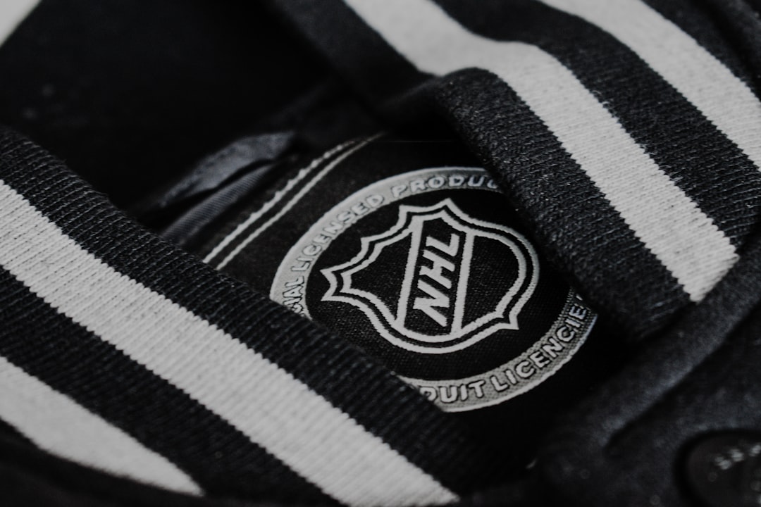 Δραματισμοί στο Φιναλέ Stanley Cup: Οι Carolina Hurricanes νικώντας τους Vegas Golden Knights οδηγούν τη σειρά στο Game 7