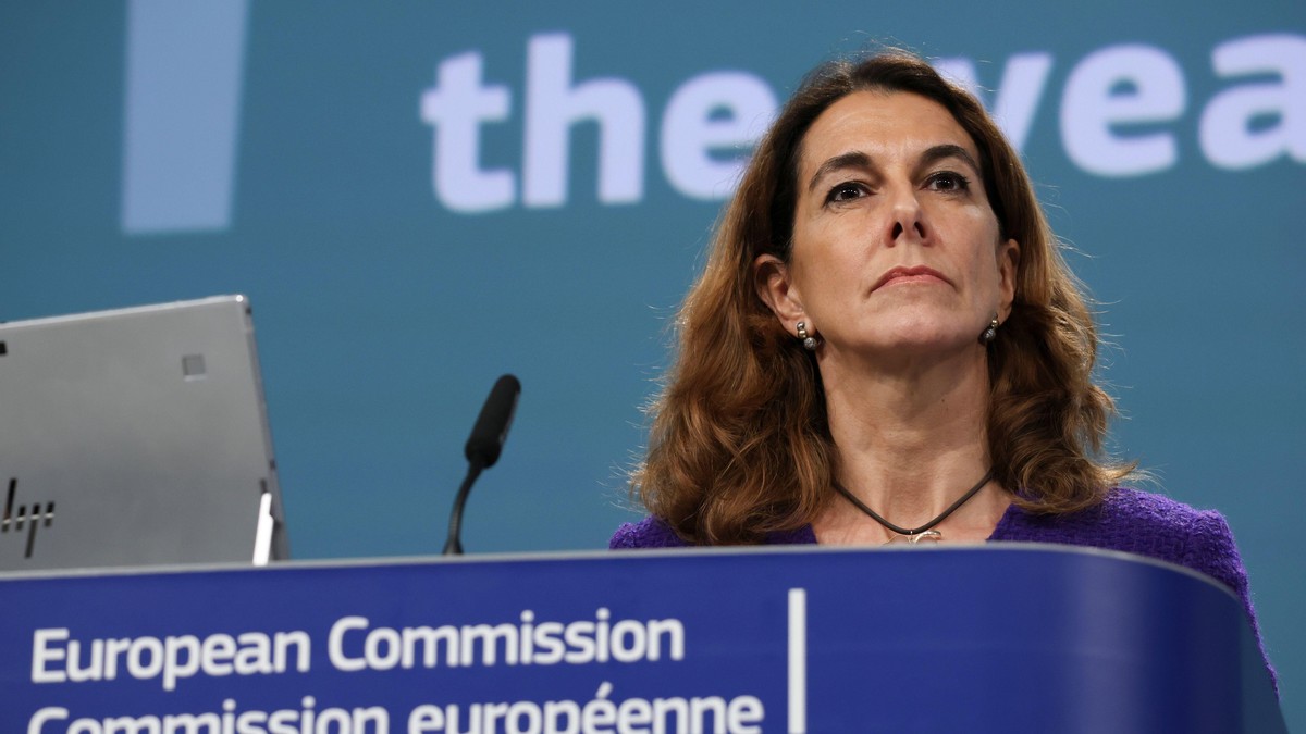 Η Επιτροπή της ΕΕ επιβεβαίωσε την υποστήριξή της για τη διαδρομή της Σερβίας προς την ΕΕ