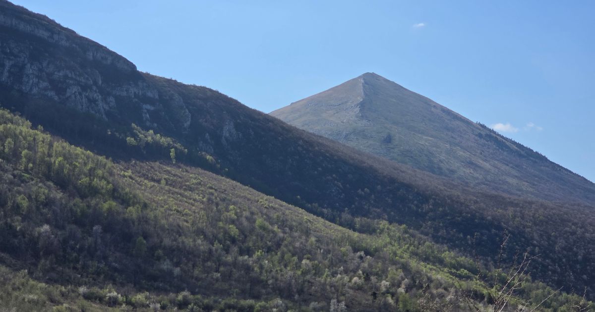 Αξιοθέατες Μονοπάτια στην Ρτάντζ: Ταξίδι στο Νατούραλι Πάρκ