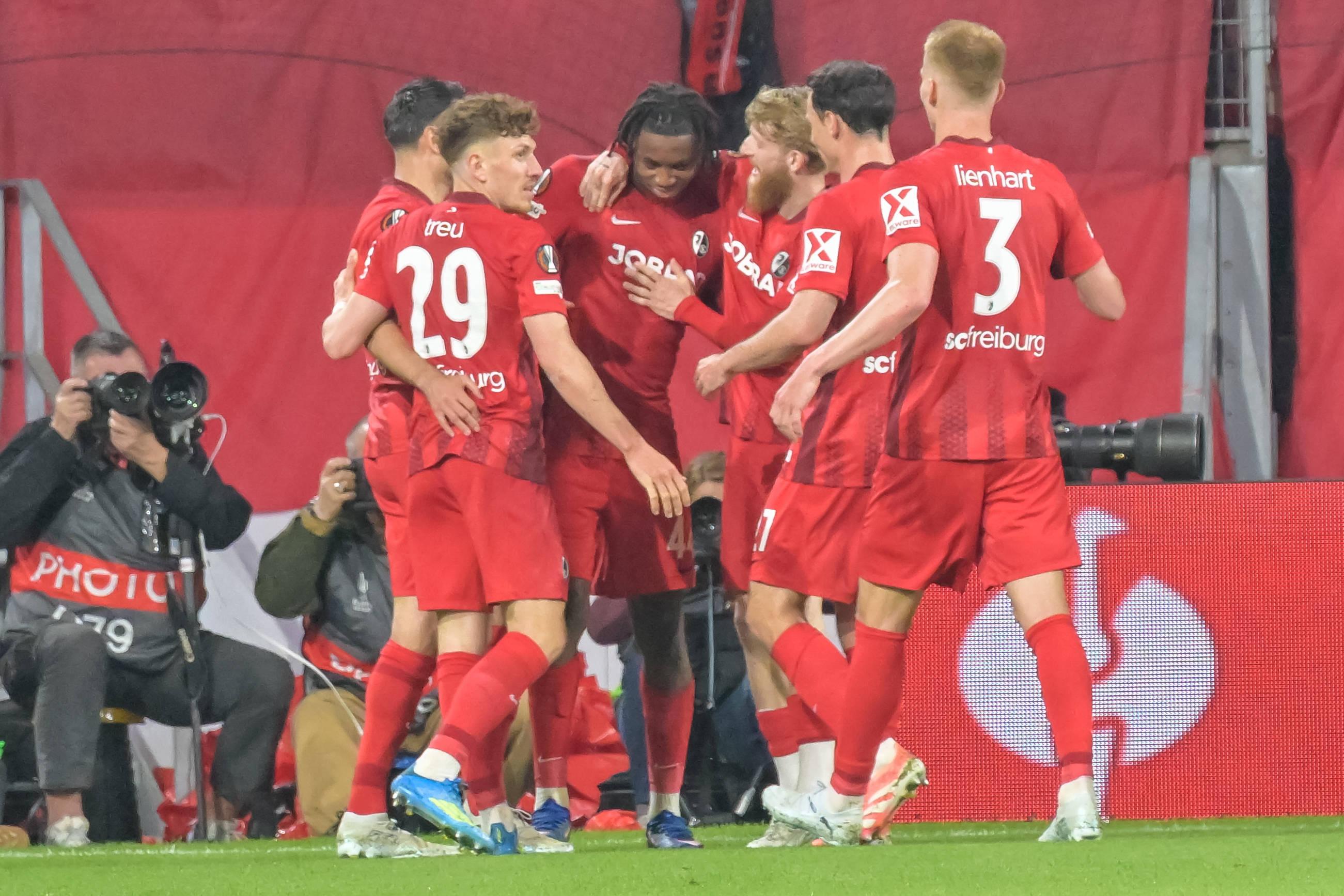 Φραγκφούργκ 2:0 Μπράγκα, Οι Επισκέπτες Στα Κριθάκια