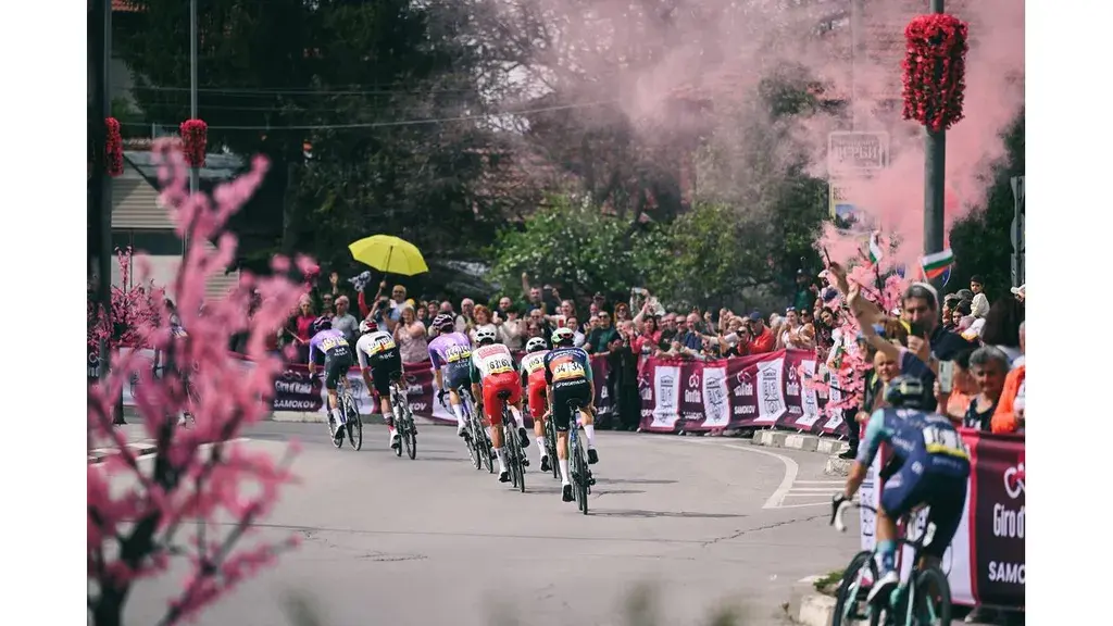 Ο ξεκίνησης του Giro d'Italia 2026 στη Βουλγαρία έχει έχει δημιουργήσει κατακτητικά αποτελέσματα για το Eurosport και το HBO Max