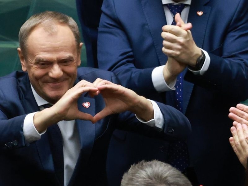 Πρωθυπουργός της Πολωνίας Καλεί την Μέληση της Ευρωπαϊκής Ένωσης Ενός Ιστορικού Σημείου Που Κάνει τη Χώρα Πλούσια και Ασφαλής