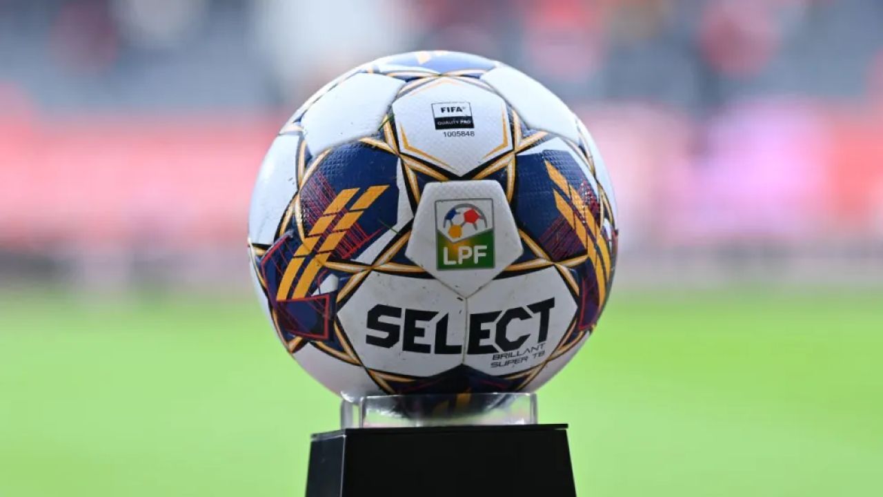 Το CFR Cluj Ετοιμάζεται για Νέα Εποχή με Μεγάλη Οικονομική Ανακατασκευή